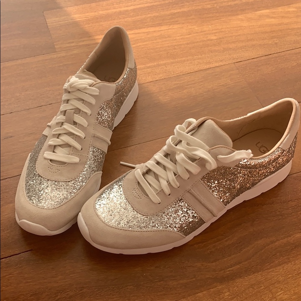 Brand new Uggs Leather Sparkly sneakers size 11